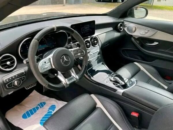 Mercedes-Benz C63s – Image 11