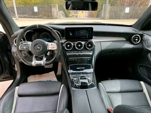 Mercedes-Benz C63s – Image 12