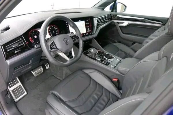 Volkswagen Touareg – Image 16