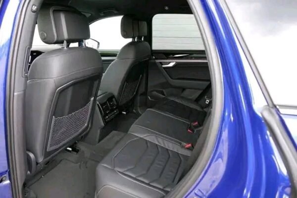Volkswagen Touareg – Image 9