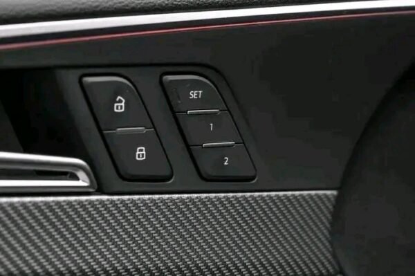 Audi RS5 – Image 37