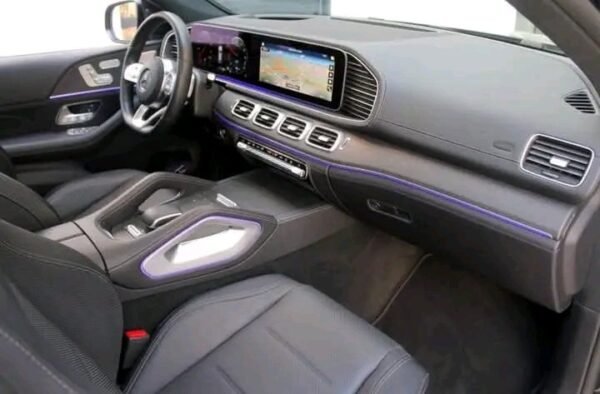 Mercedes-Benz GLE 350 – Image 22