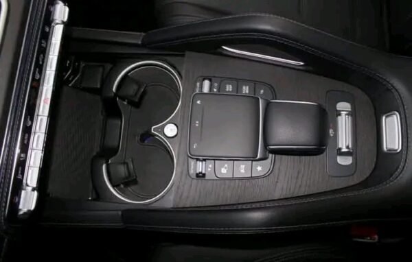Mercedes-Benz GLE 350 – Image 8