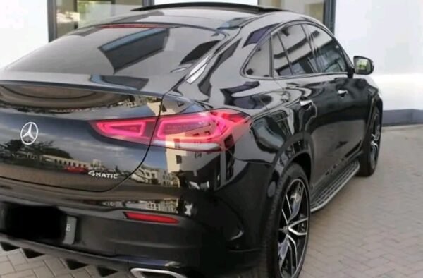 Mercedes-Benz GLE 350 – Image 25
