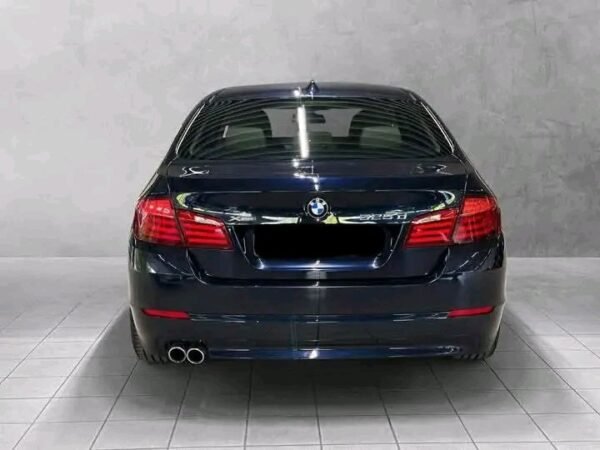 BMW 5 Series – Image 14