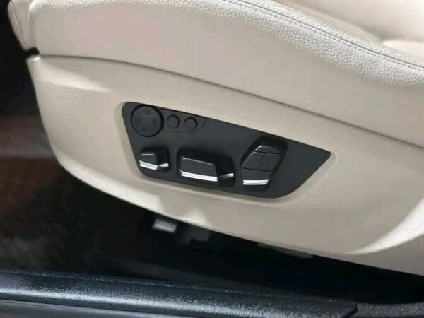 BMW 5 Series – Image 2