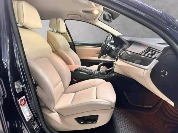 BMW 5 Series – Image 8