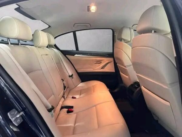 BMW 5 Series – Image 20