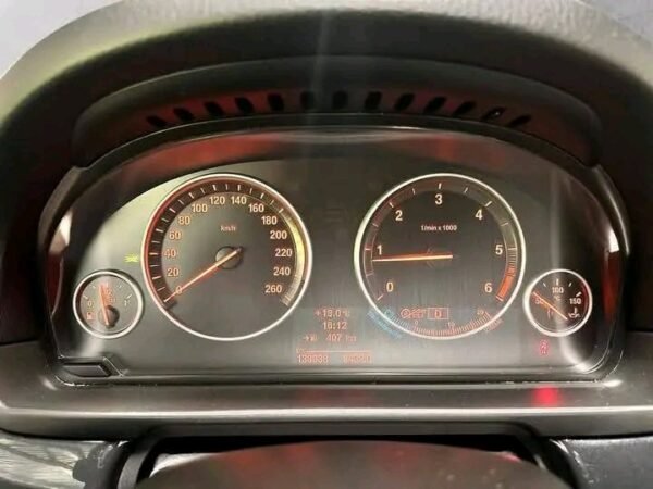 BMW 5 Series – Image 21