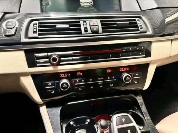 BMW 5 Series – Image 11