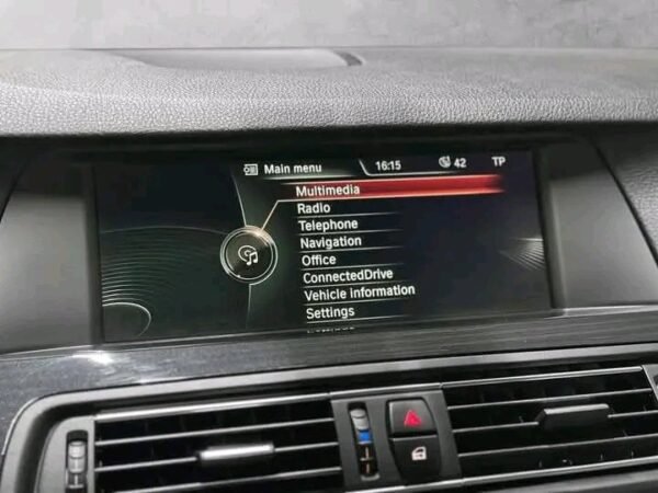 BMW 5 Series – Image 3