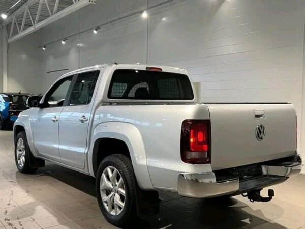 Volkswagen Amarok – Image 13