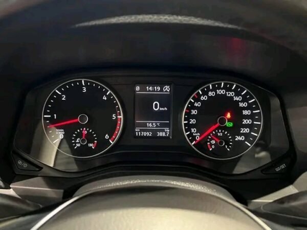 Volkswagen Amarok – Image 22