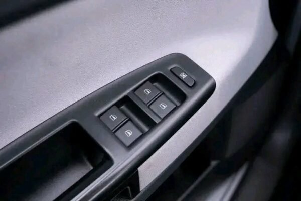 Volkswagen Polo – Image 2