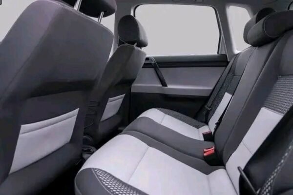 Volkswagen Polo – Image 16
