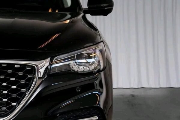 MG EHS Plug-in Hybrid Luxury – Image 9