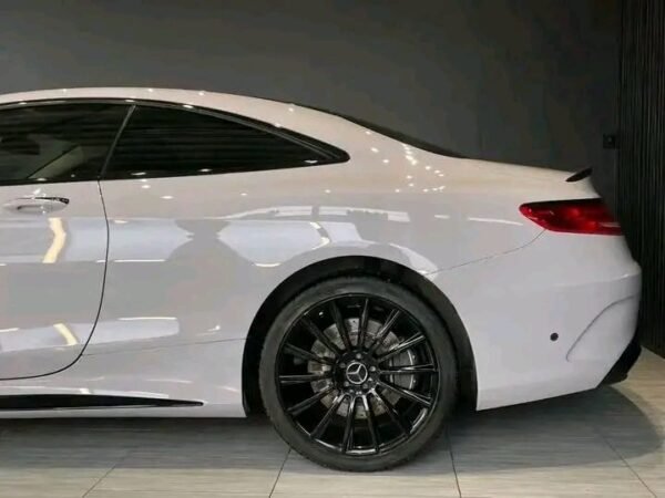 Mercedes-Benz S500 Coupe – Image 18