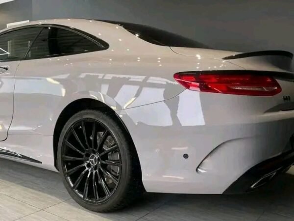 Mercedes-Benz S500 Coupe – Image 30