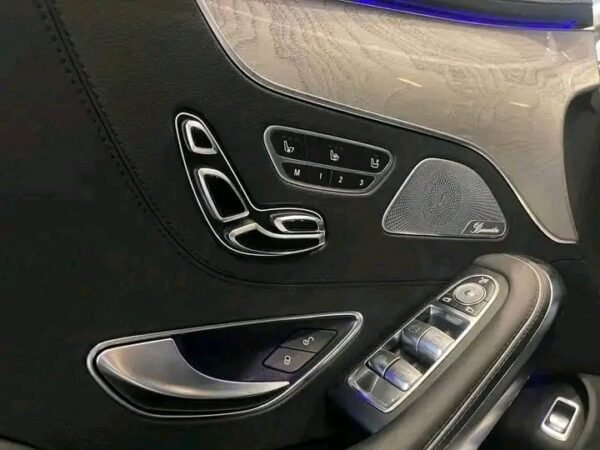 Mercedes-Benz S500 Coupe – Image 29