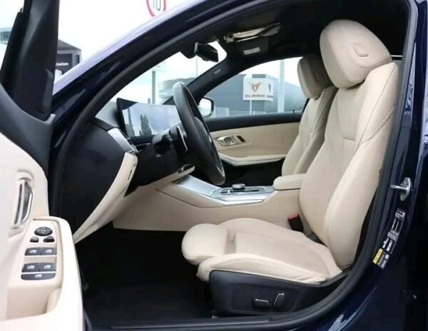 BMW 330e xDrive – Image 25