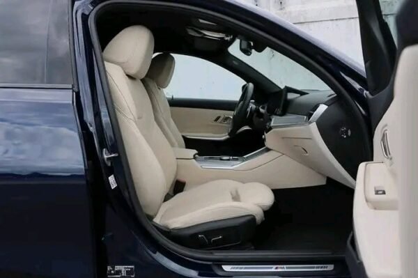BMW 330e xDrive – Image 22