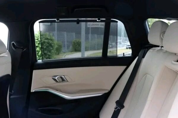 BMW 330e xDrive – Image 15