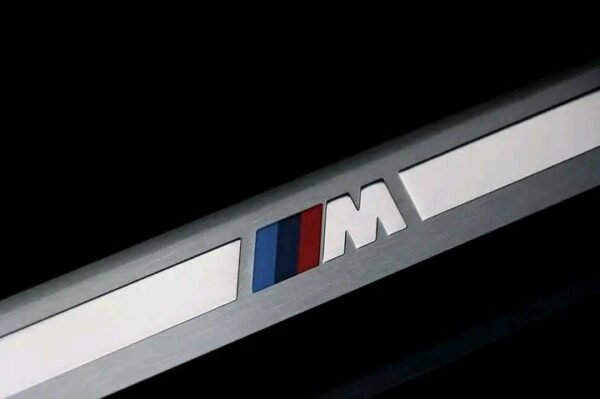 BMW 330e xDrive – Image 2