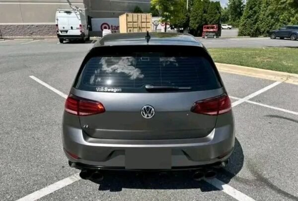 Volkswagen Golf R – Image 2