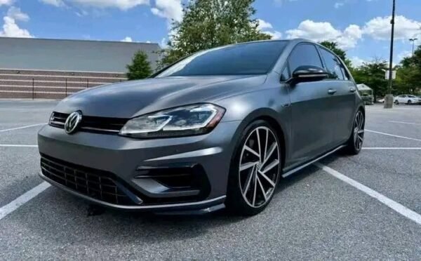 Volkswagen Golf R – Image 7
