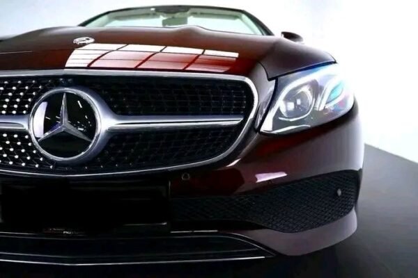 Mercedes-Benz E-Class – Image 18