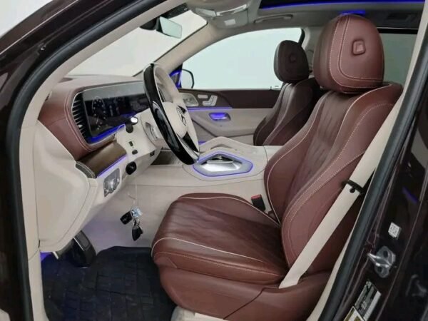 Mercedes-Benz GLS 600 4MATIC – Image 12