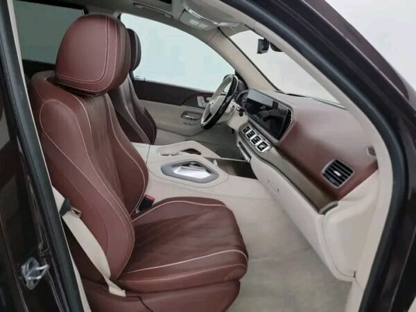 Mercedes-Benz GLS 600 4MATIC – Image 8
