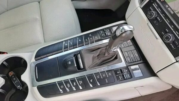 Porsche Macan S Diesel – Image 11