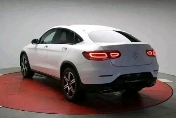 Mercedes-Benz GLC 220 – Image 7