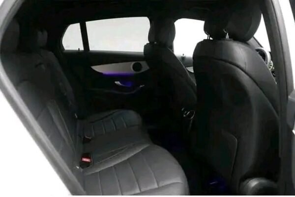 Mercedes-Benz GLC 220 – Image 10