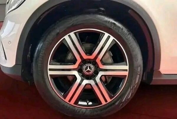 Mercedes-Benz GLC 220 – Image 3