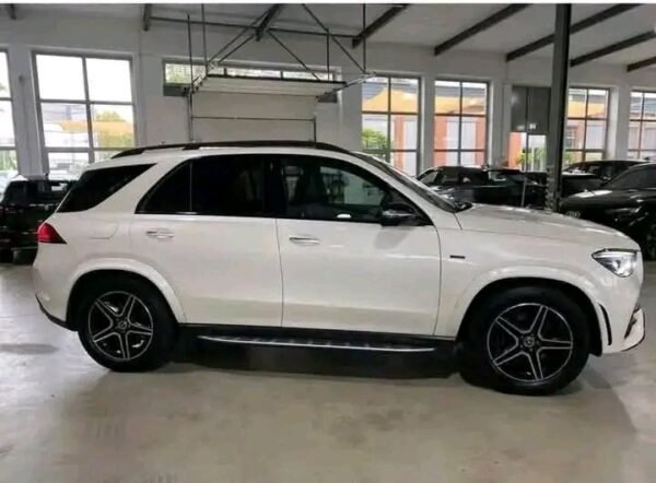Mercedes-Benz GLE 350 e – Image 4