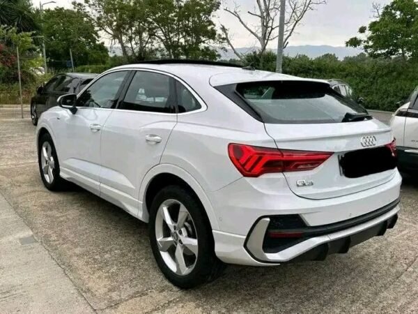 Audi Q3 – Image 12