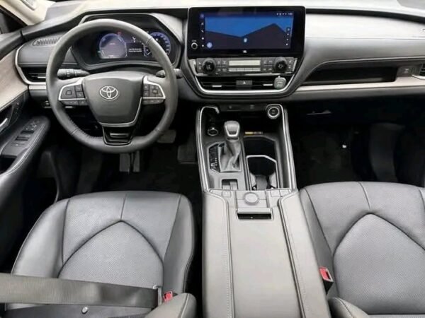 TOYOTA HIGHLANDER – Image 12
