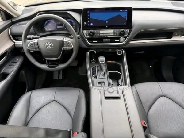 TOYOTA HIGHLANDER – Image 6