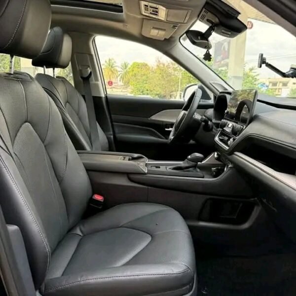 TOYOTA HIGHLANDER – Image 16