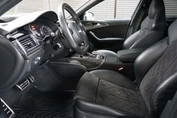 Audi RS6 – Image 12