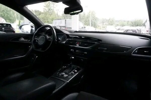 Audi RS6 – Image 15