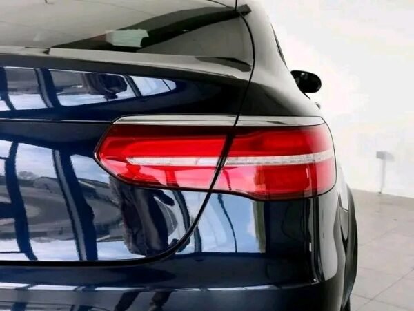 Mercedes-Benz GLC 220 – Image 9