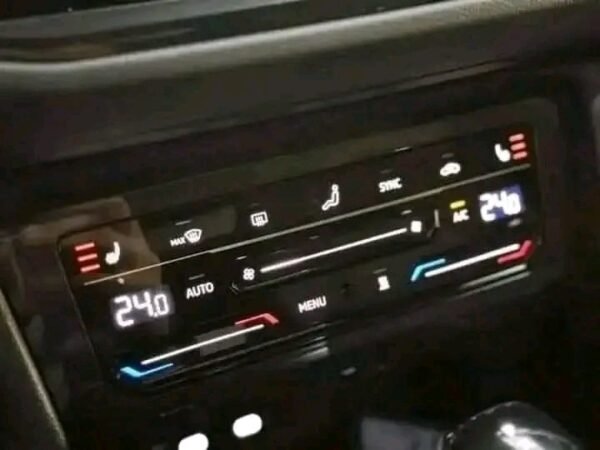 Volkswagen TIGUAN – Image 17
