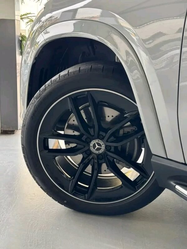 New GLE – Image 39