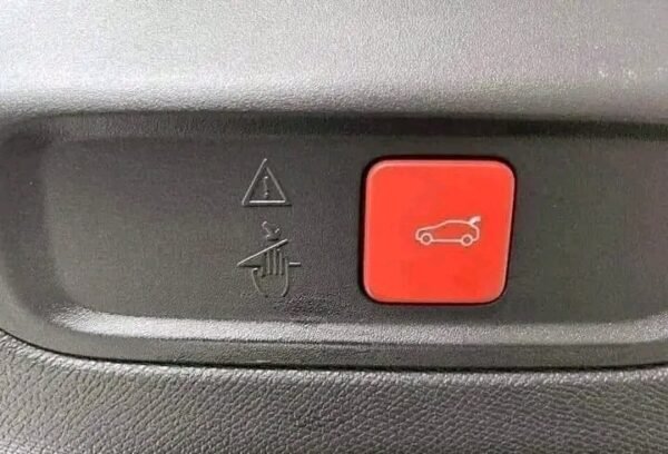 Peugeot 408 GT – Image 18
