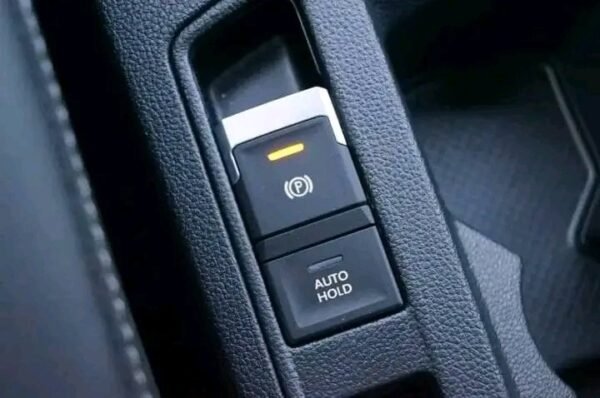 VOLKSWAGEN T-ROC – Image 2