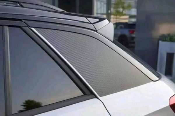 VOLKSWAGEN T-ROC – Image 28