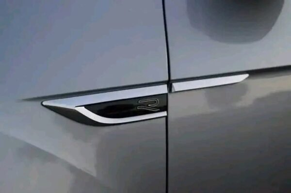VOLKSWAGEN T-ROC – Image 20
